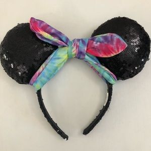 DISNEY Minnie Mouse Black Sequined Ears Headband